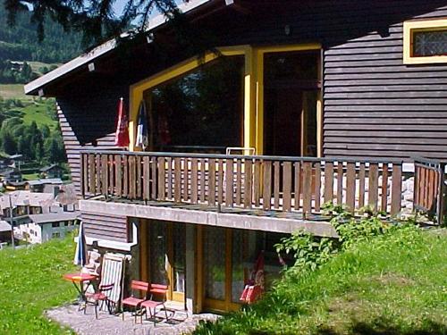 Chalet La Cachette 11 pers. Rhône-Alpes - Gex visuel 11/18 Chalet La Cachette 11 pers. Rhône-Alpes - Gex visuel 11/18