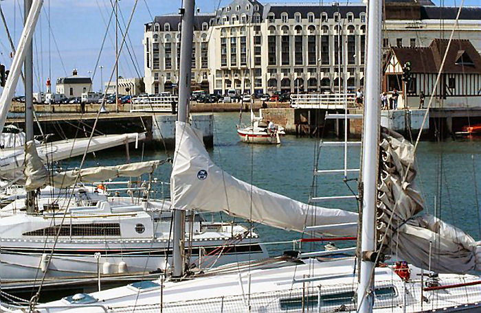 Résidence Pierre & Vacances Le Beach Haute-Normandie - Trouville visuel 5/11 Résidence Pierre & Vacances Le Beach Haute-Normandie - Trouville visuel 5/11