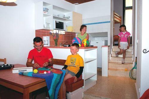 Village de Vacances La Jaumière Provence-Alpes-Côte d'Azur - Murs visuel 1/10