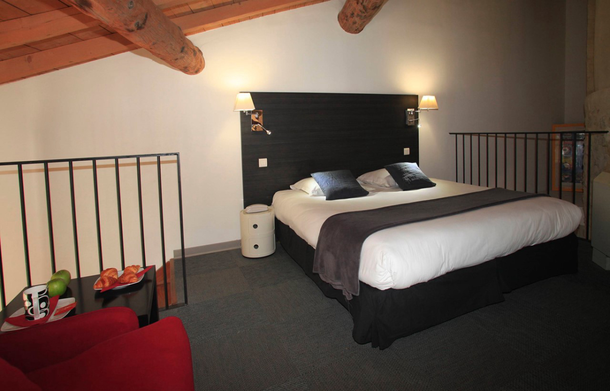 Appart'hôtel Odalys Le Cheval Blanc Languedoc-Roussillon - Nîmes visuel 7/10 Appart'hôtel Odalys Le Cheval Blanc Languedoc-Roussillon - Nîmes visuel 7/10