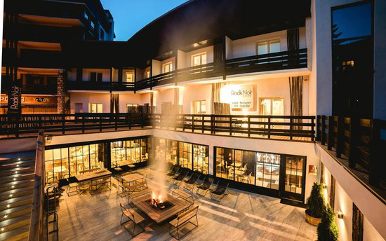 Hôtel Rock Noir Provence-Alpes-Côte d'Azur - Serre Chevalier visuel 1/9 Hôtel Rock Noir Provence-Alpes-Côte d'Azur - Serre Chevalier visuel 1/9