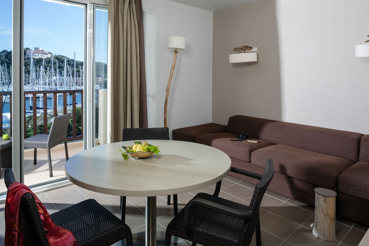 Appartements & Villas de l’île des Embiez Provence-Alpes-Côte d'Azur - L'île-des-Embiez visuel 6/26 Appartements & Villas de l’île des Embiez Provence-Alpes-Côte d'Azur - L'île-des-Embiez visuel 6/26