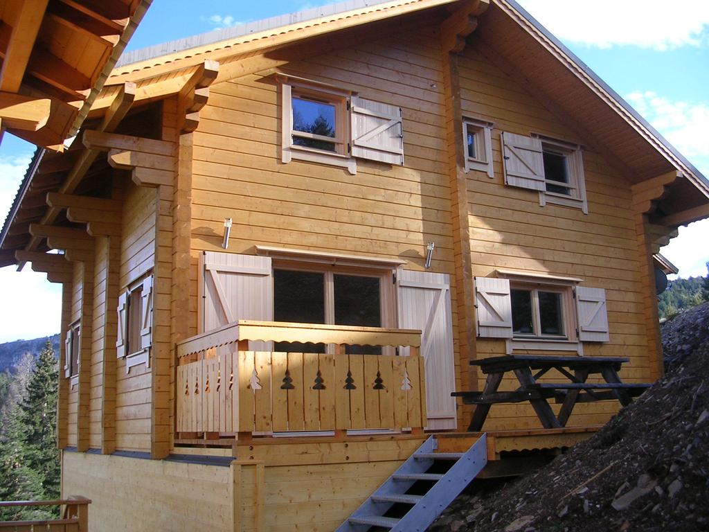 Chalet Hameau des Cimes Provence-Alpes-Côte d'Azur - La Joue du Loup visuel 1/2 Chalet Hameau des Cimes Provence-Alpes-Côte d'Azur - La Joue du Loup visuel 1/2