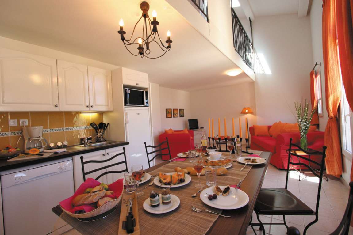 Résidence Lagrange Le Domaine de Bourgeac Provence-Alpes-Côte d'Azur - Paradou visuel 11/14 Résidence Lagrange Le Domaine de Bourgeac Provence-Alpes-Côte d'Azur - Paradou visuel 11/14