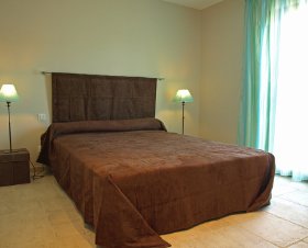 Buis Provence-Alpes-Côte d'Azur - Saint-Rémy-de-Provence visuel 4/9 Buis Provence-Alpes-Côte d'Azur - Saint-Rémy-de-Provence visuel 4/9