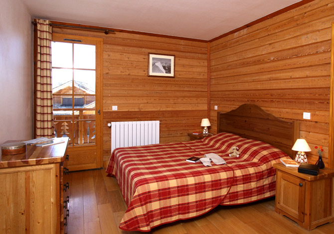 Chalet Des Neiges Rhône-Alpes - L'Alpe-d'Huez visuel 2/11 Chalet Des Neiges Rhône-Alpes - L'Alpe-d'Huez visuel 2/11