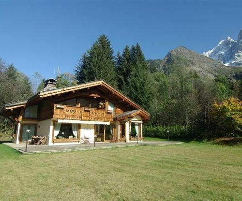 Chalet Pokhara Rhône-Alpes - Chambéry visuel 9/10 Chalet Pokhara Rhône-Alpes - Chambéry visuel 9/10