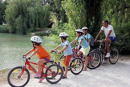 Résidence Club Maeva Camargue L'Estajan Provence-Alpes-Côte d'Azur - Arles visuel 1/10 Résidence Club Maeva Camargue L'Estajan Provence-Alpes-Côte d'Azur - Arles visuel 1/10