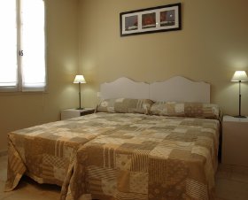 Cypres Provence-Alpes-Côte d'Azur - Saint-Rémy-de-Provence visuel 4/10 Cypres Provence-Alpes-Côte d'Azur - Saint-Rémy-de-Provence visuel 4/10