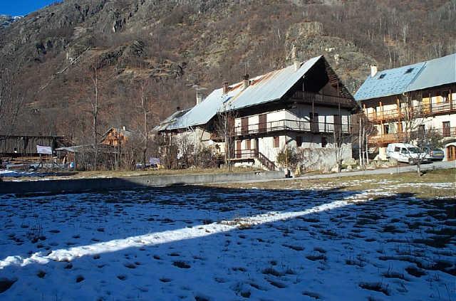 HAMEAU LES CLAUX Provence-Alpes-Côte d'Azur - Pelvoux visuel 1/2 HAMEAU LES CLAUX Provence-Alpes-Côte d'Azur - Pelvoux visuel 1/2