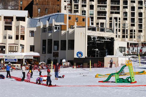 Hôtel-Club du Soleil Les Bergers Provence-Alpes-Côte d'Azur - Pra-Loup visuel 5/8 Hôtel-Club du Soleil Les Bergers Provence-Alpes-Côte d'Azur - Pra-Loup visuel 5/8