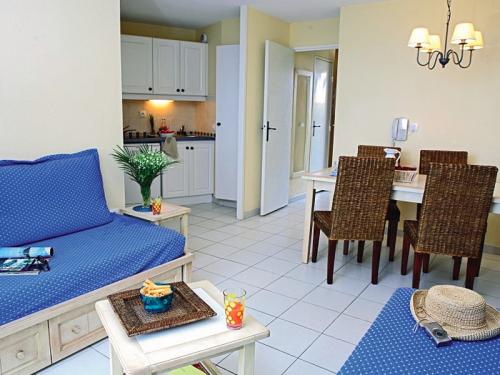 Résidence Hotelière Pierre & Vacances La Pinède Provence-Alpes-Côte d'Azur - Hyères visuel 3/10 Résidence Hotelière Pierre & Vacances La Pinède Provence-Alpes-Côte d'Azur - Hyères visuel 3/10