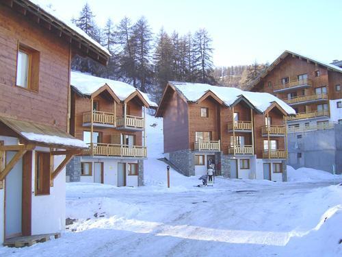 Résidence la Dame Blanche & Le Parc aux Etoiles Provence-Alpes-Côte d'Azur - Puy-Saint-Vincent visuel 11/11 Résidence la Dame Blanche & Le Parc aux Etoiles Provence-Alpes-Côte d'Azur - Puy-Saint-Vincent visuel 11/11