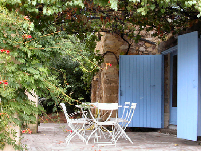 La Farandole Provence-Alpes-Côte d'Azur - Lafare visuel 7/10 La Farandole Provence-Alpes-Côte d'Azur - Lafare visuel 7/10