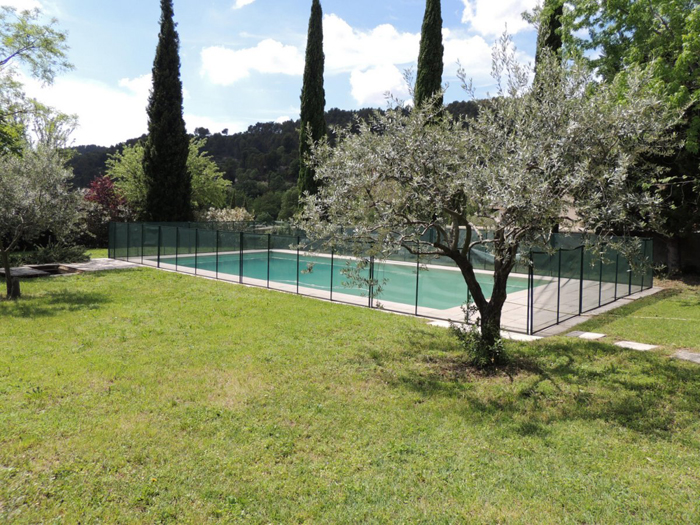 La Farandole Provence-Alpes-Côte d'Azur - Lafare visuel 4/10 La Farandole Provence-Alpes-Côte d'Azur - Lafare visuel 4/10