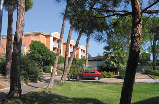 Résidence Lagrange Classic Les Trois Rivières Provence-Alpes-Côte d'Azur - Mandelieu-la-Napoule visuel 6/7 Résidence Lagrange Classic Les Trois Rivières Provence-Alpes-Côte d'Azur - Mandelieu-la-Napoule visuel 6/7