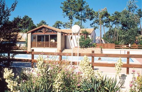 Résidence Lagrange Hameau des Pins Clos du Chêne - Pays de Loire - Saint-Jean-de-Monts visuel 5/9 Résidence Lagrange Hameau des Pins Clos du Chêne - Pays de Loire - Saint-Jean-de-Monts visuel 5/9