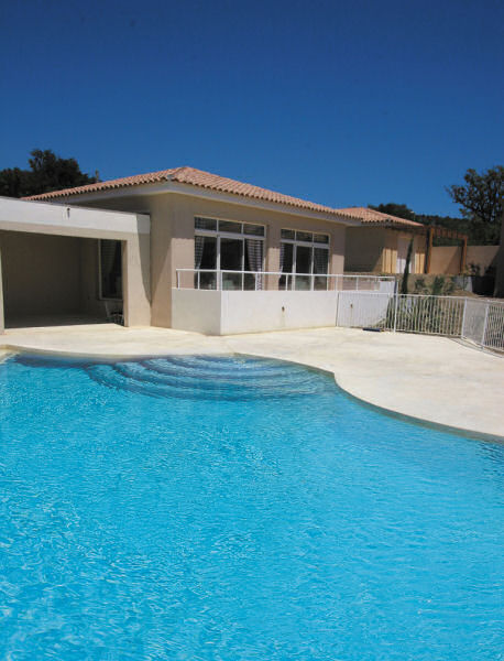 Résidence Lagrange Prestige les Bastides des Chaumettes Provence-Alpes-Côte d'Azur - Montauroux visuel 2/6 Résidence Lagrange Prestige les Bastides des Chaumettes Provence-Alpes-Côte d'Azur - Montauroux visuel 2/6