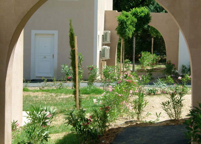 Résidence Lagrange Prestige les Bastides des Chaumettes Provence-Alpes-Côte d'Azur - Montauroux visuel 4/6 Résidence Lagrange Prestige les Bastides des Chaumettes Provence-Alpes-Côte d'Azur - Montauroux visuel 4/6