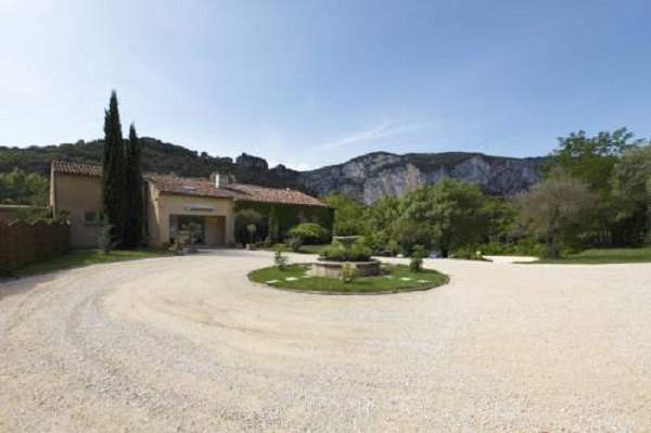 Résidence Vacancéole Domaine de Chames Rhône-Alpes - Vallon-Pont-d'Arc visuel 4/9 Résidence Vacancéole Domaine de Chames Rhône-Alpes - Vallon-Pont-d'Arc visuel 4/9