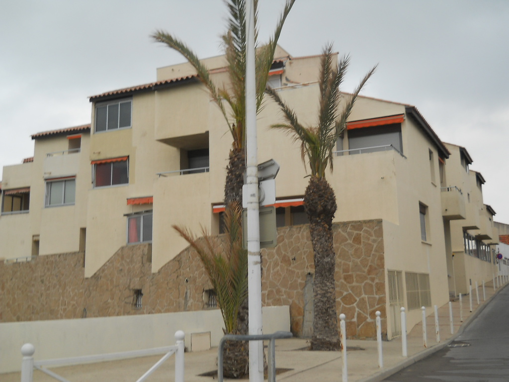 Résidence Le Negresco Languedoc-Roussillon - Le Grau-du-Roi visuel 2/9 Résidence Le Negresco Languedoc-Roussillon - Le Grau-du-Roi visuel 2/9