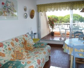 Résidence Le Quai aux Fleurs Languedoc-Roussillon - Le Grau-du-Roi visuel 4/10 Résidence Le Quai aux Fleurs Languedoc-Roussillon - Le Grau-du-Roi visuel 4/10