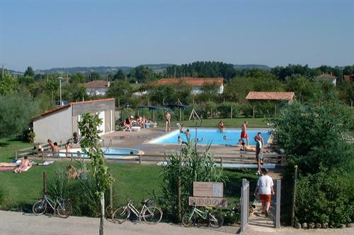 Les Chalets de Port Lalande Aquitaine - Castelmoron-sur-Lot visuel 8/10 Les Chalets de Port Lalande Aquitaine - Castelmoron-sur-Lot visuel 8/10