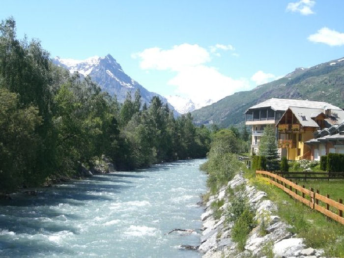 Les Chalets du Jardin Alpin Provence-Alpes-Côte d'Azur - Serre Chevalier 1400 - Villeneuve visuel 24/25 Les Chalets du Jardin Alpin Provence-Alpes-Côte d'Azur - Serre Chevalier 1400 - Villeneuve visuel 24/25