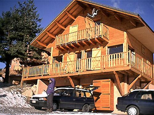 Les Chalets du Prayau Provence-Alpes-Côte d'Azur - La Joue du Loup visuel 1/10 Les Chalets du Prayau Provence-Alpes-Côte d'Azur - La Joue du Loup visuel 1/10