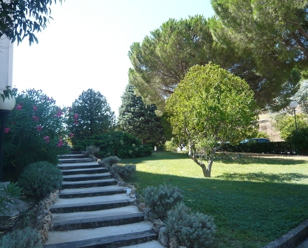 Résidence Les Côteaux du Préconil Provence-Alpes-Côte d'Azur - Sainte-Maxime visuel 8/10 Résidence Les Côteaux du Préconil Provence-Alpes-Côte d'Azur - Sainte-Maxime visuel 8/10