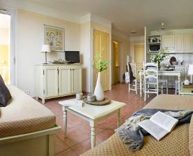 Les Hauts des Issambres Provence-Alpes-Côte d'Azur - Les Issambres visuel 6/10 Les Hauts des Issambres Provence-Alpes-Côte d'Azur - Les Issambres visuel 6/10