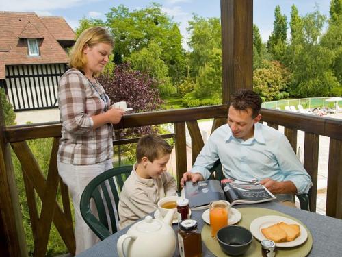 Résidence Pierre & Vacances La Résidence du Golf Basse-Normandie - Deauville visuel 4/10 Résidence Pierre & Vacances La Résidence du Golf Basse-Normandie - Deauville visuel 4/10