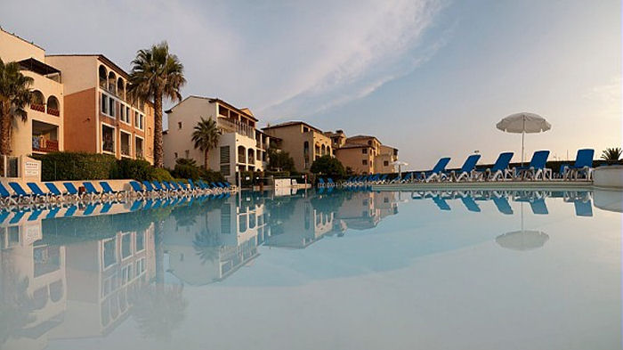 Résidence Pierre & Vacances Les Rivages de Coudoulière Provence-Alpes-Côte d'Azur - Six Fours les Plages visuel 2/4 Résidence Pierre & Vacances Les Rivages de Coudoulière Provence-Alpes-Côte d'Azur - Six Fours les Plages visuel 2/4