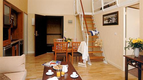 Résidence Pierre & Vacances Saint Goustan Pays de Loire - Le Croisic visuel 7/10 Résidence Pierre & Vacances Saint Goustan Pays de Loire - Le Croisic visuel 7/10