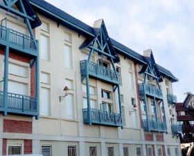 Résidence Sur le Quai Basse-Normandie - Deauville visuel 1/10 Résidence Sur le Quai Basse-Normandie - Deauville visuel 1/10