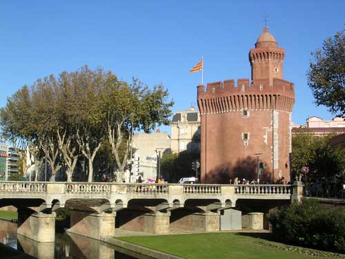 Villa de Corneilla-la-Rivière Languedoc-Roussillon - Perpignan visuel 4/6 Villa de Corneilla-la-Rivière Languedoc-Roussillon - Perpignan visuel 4/6