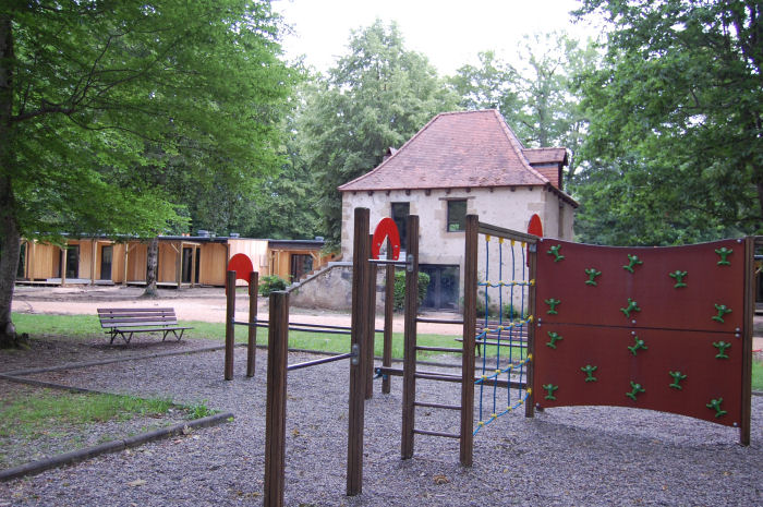 Village Vacance La Riviera Limousine Limousin - Beaulieu-sur-Dordogne visuel 4/10 Village Vacance La Riviera Limousine Limousin - Beaulieu-sur-Dordogne visuel 4/10