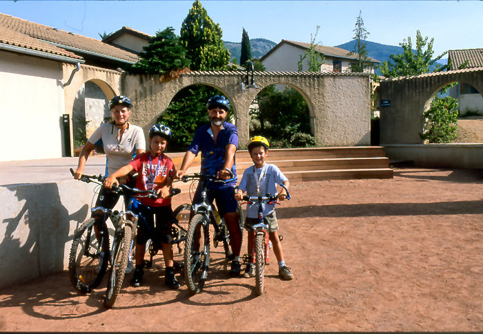 Village Vacances VVF Die Rhône-Alpes - Die visuel 9/10 Village Vacances VVF Die Rhône-Alpes - Die visuel 9/10