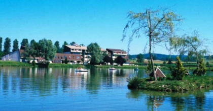 Location de vacances - Bourbonne-les-Bains - Champagne-Ardennes - Hôtel Résidence du Lac La Mezelle Location de vacances - Bourbonne-les-Bains - Champagne-Ardennes - Hôtel Résidence du Lac La Mezelle
