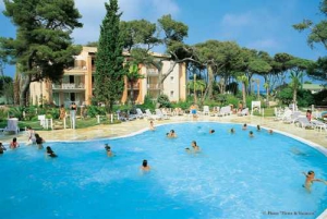 Résidence Hotelière Pierre & Vacances La Pinède - Hyères