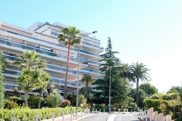 Location de vacances - Juan-les-Pins - Provence-Alpes-Côte d'Azur - Résidence Pierre & Vacances la Rostagne Location de vacances - Juan-les-Pins - Provence-Alpes-Côte d'Azur - Résidence Pierre & Vacances la Rostagne