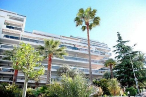 Résidence Pierre & Vacances la Rostagne - Provence-Alpes-Côte d'Azur - Juan-les-Pins - 353€/sem