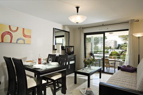 Location - Mandelieu-la-Napoule - Provence-Alpes-Côte d'Azur - Résidence Coralia Carré Marine Location - Mandelieu-la-Napoule - Provence-Alpes-Côte d'Azur - Résidence Coralia Carré Marine