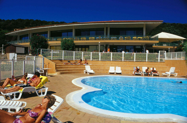 Superdeal Camping - La Croix-Valmer - Provence-Alpes-Côte d'Azur - Le Parc des Chênes - dès dès 184la semaine la semaine Superdeal Camping - La Croix-Valmer - Provence-Alpes-Côte d'Azur - Le Parc des Chênes - dès dès 184la semaine la semaine