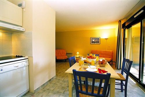 Location - Sanary-sur-Mer - Provence-Alpes-Côte d'Azur - Résidence Odalys La Marina Location - Sanary-sur-Mer - Provence-Alpes-Côte d'Azur - Résidence Odalys La Marina