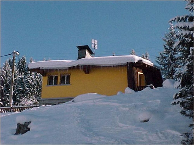 Location - Chalet La Cachette 11 pers. - Gex - Rhône-Alpes - France Location - Chalet La Cachette 11 pers. - Gex - Rhône-Alpes - France