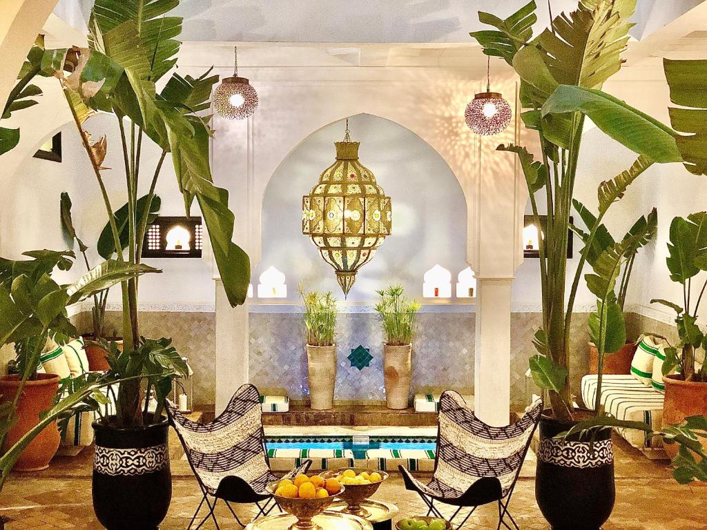Marrakech - Riad Medina Chafia 94€ / nuit pour 2 pers, Chambre double, pdj compris | 975 Marrakech - Riad Medina Chafia 94€ / nuit pour 2 pers, Chambre double, pdj compris | 975